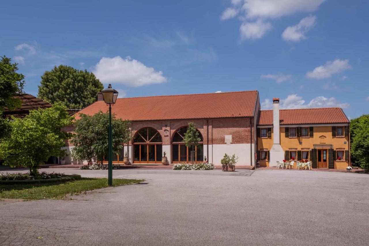 Agriturismo Le 4 Rose Vescovana Ngoại thất bức ảnh
